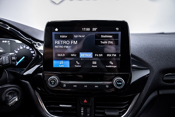 Ford Fiesta 19 of 27