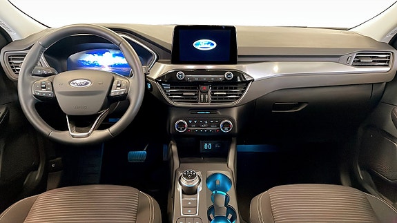 Ford Kuga 4 of 9