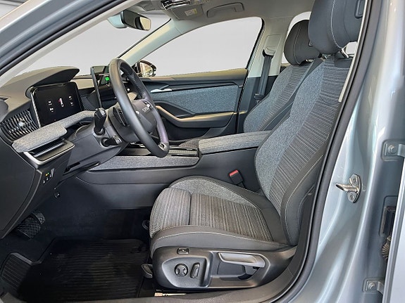 Skoda Superb 9 of 22