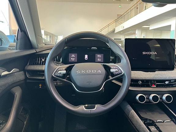 Skoda Superb 18 of 22