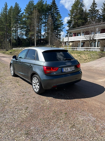 Audi A1 2 of 4