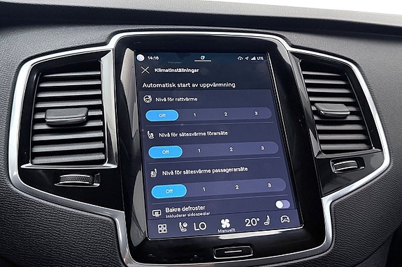 Volvo XC90 27 of 30