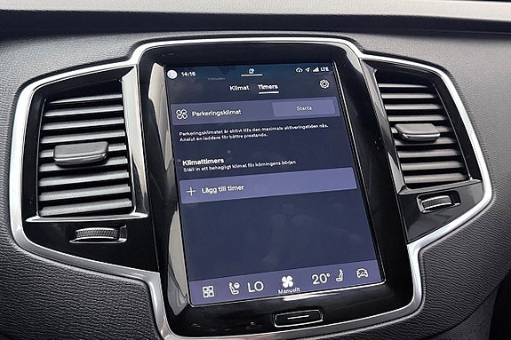 Volvo XC90 28 of 30