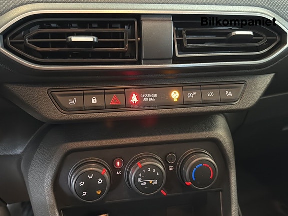 Dacia Sandero 11 of 14
