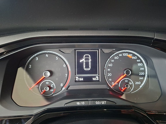 Volkswagen Polo 8 of 15