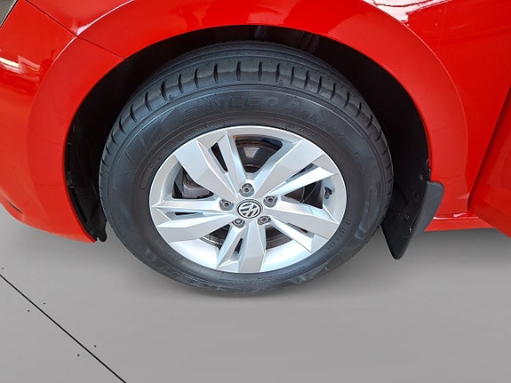 Volkswagen Polo 14 of 15