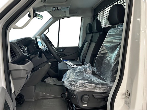 Volkswagen Crafter 9 of 11