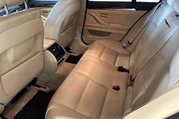 BMW 520d 19 of 30
