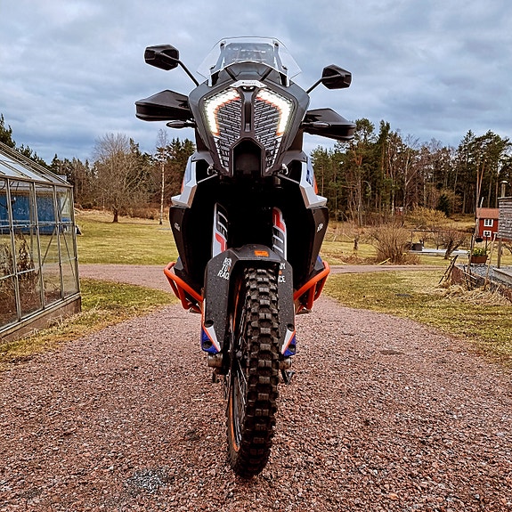 KTM 1290 Super Adventure R 5 of 9