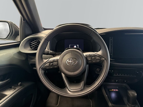 Toyota Aygo X 10 of 14