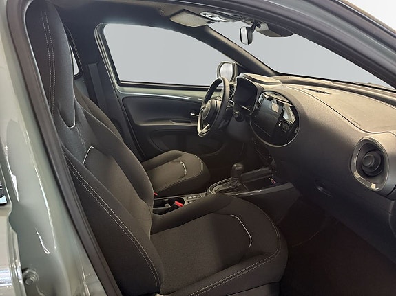Toyota Aygo X 7 of 14