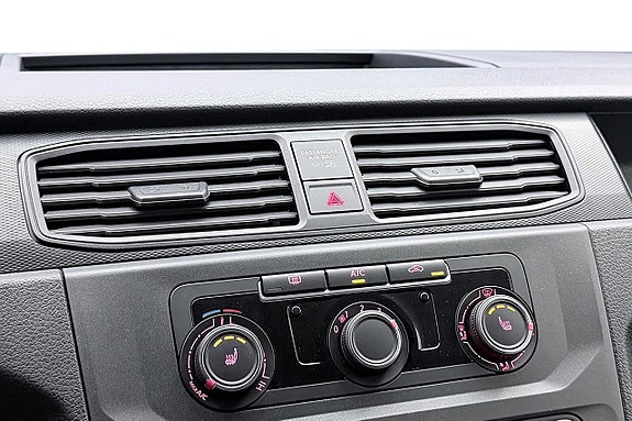 Volkswagen Caddy 21 of 27