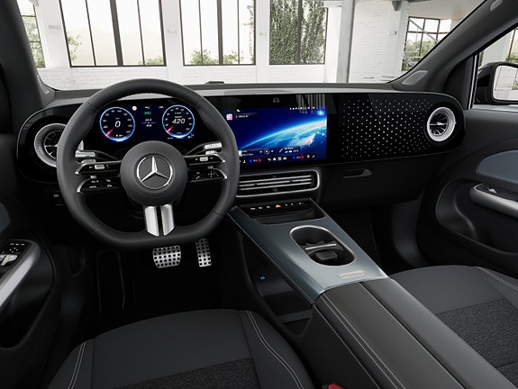 Mercedes-Benz GLA35 6 of 7