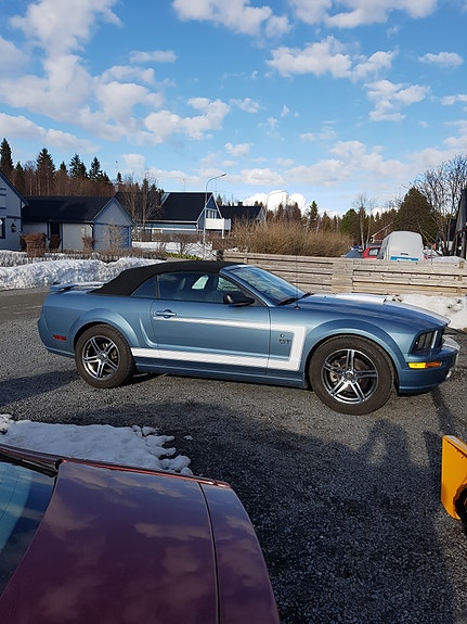 Ford Mustang 7 of 7