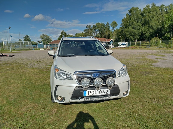 Subaru Forester 2 of 14