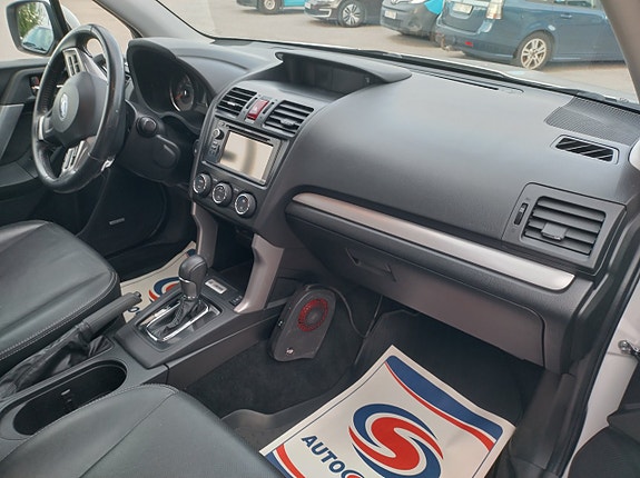 Subaru Forester 11 of 14