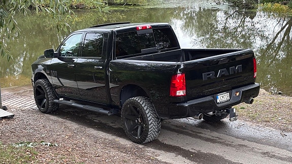 Dodge RAM 24 of 26