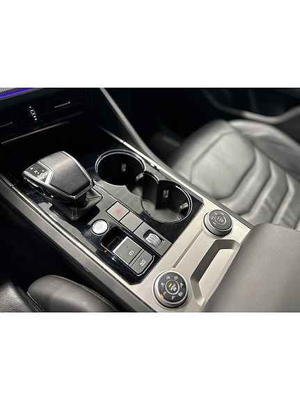 Volkswagen Touareg 19 of 22