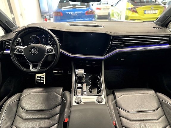 Volkswagen Touareg 12 of 22