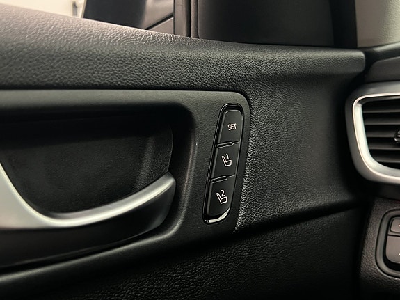 Kia Optima 13 of 30