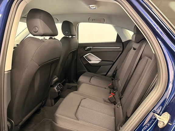 Audi Q3 11 of 16