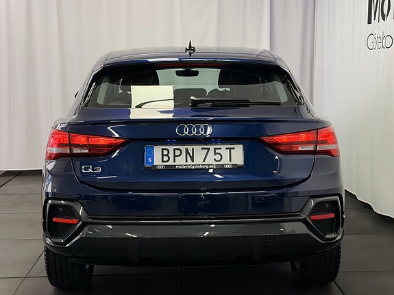 Audi Q3 6 of 16