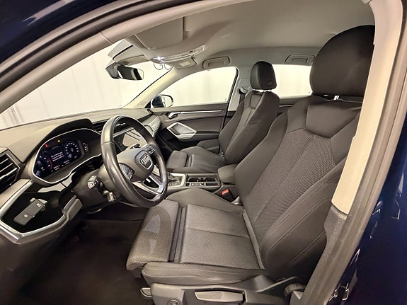 Audi Q3 10 of 16