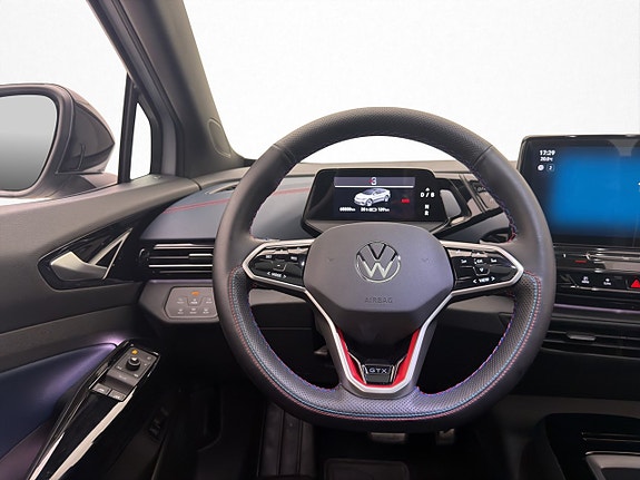 Volkswagen ID.5 GTX 17 of 30