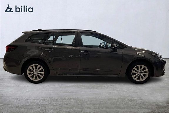 Toyota Corolla 18 of 21