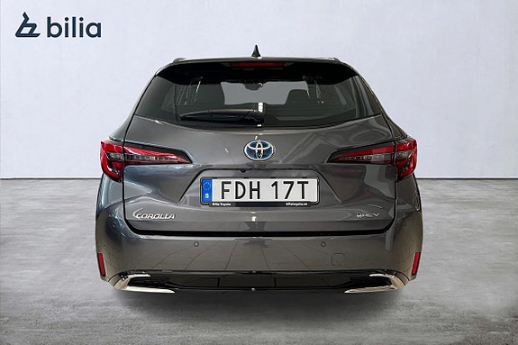 Toyota Corolla 5 of 21