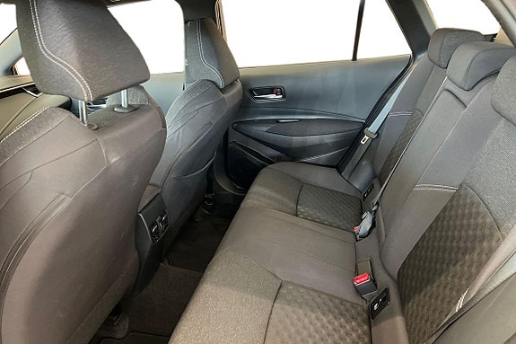 Toyota Corolla 13 of 21