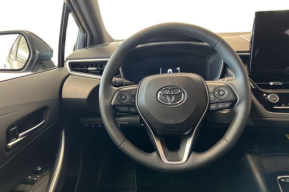 Toyota Corolla 11 of 21