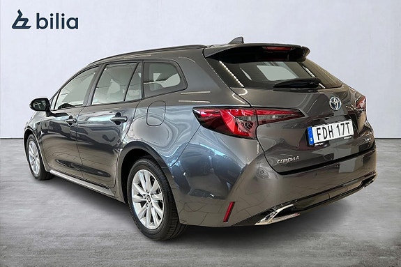 Toyota Corolla 2 of 21