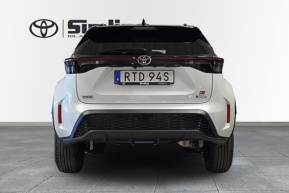 Toyota Yaris Cross 4 of 14