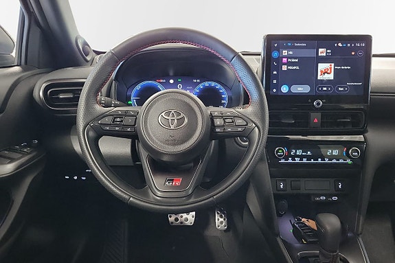 Toyota Yaris Cross 9 of 14
