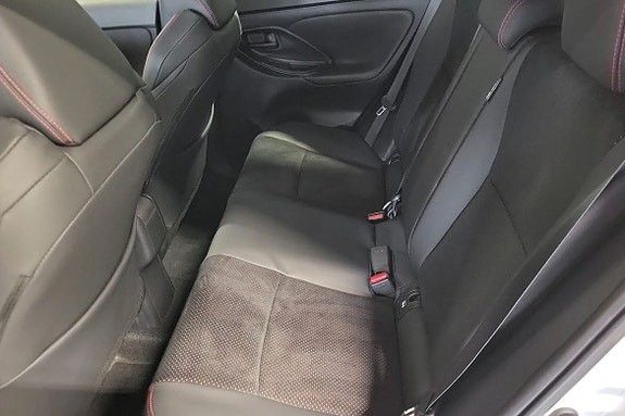 Toyota Yaris Cross 7 of 14