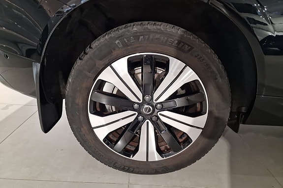 Volvo XC60 12 of 20