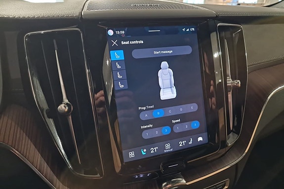 Volvo XC60 19 of 20