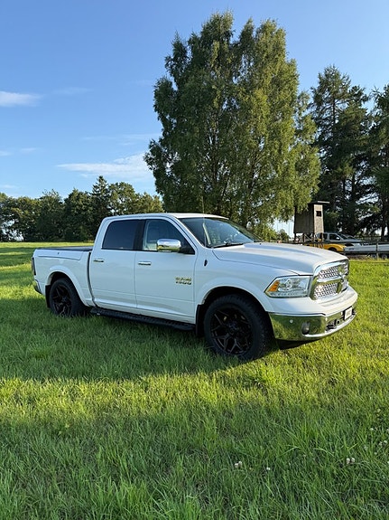 RAM 1500 3 of 5