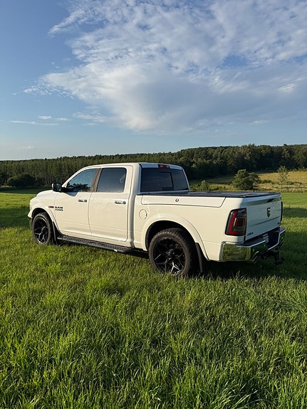 RAM 1500 2 of 5