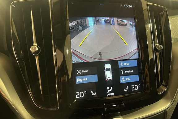 Volvo XC60 15 of 20