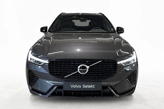Volvo XC60 14 of 21