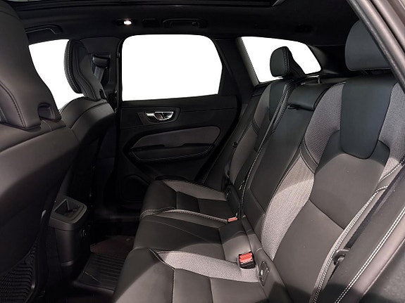 Volvo XC60 7 of 20