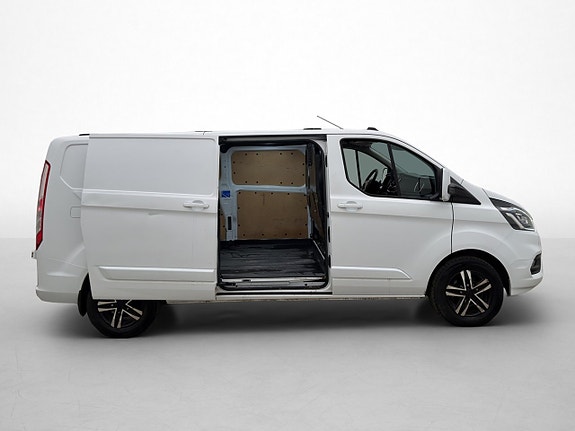 Ford Transit Custom 12 of 30