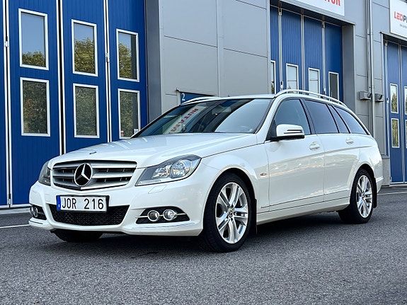 Mercedes-Benz C220