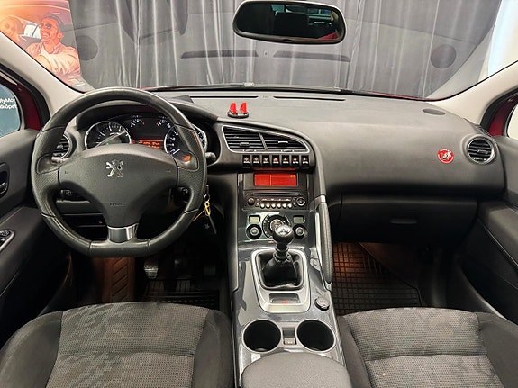Peugeot 3008 13 of 16