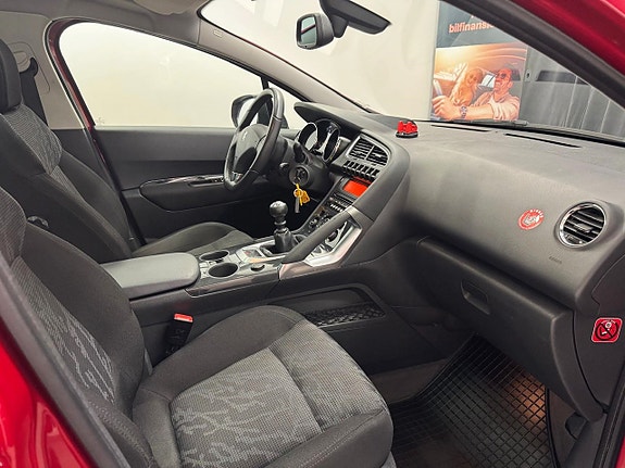Peugeot 3008 12 of 16