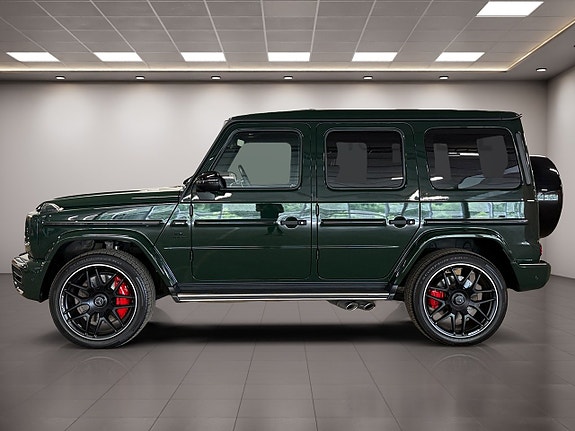 Mercedes-Benz G63 2 of 30