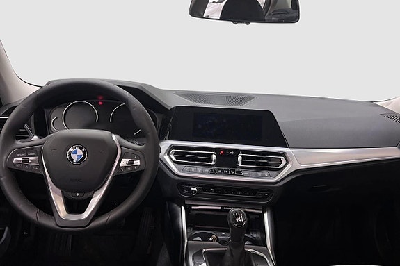 BMW 318d 7 of 11