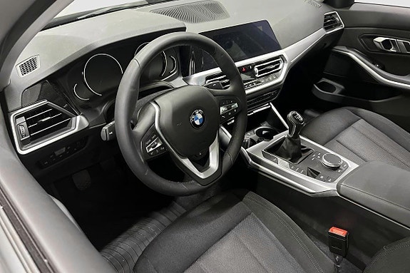 BMW 318d 6 of 11